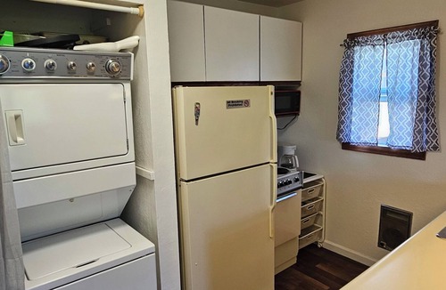 Oak Harbor Condo | 1ST floor Condo NO STAIRS, beaches ,pool cedar point camp perry marsh parks,