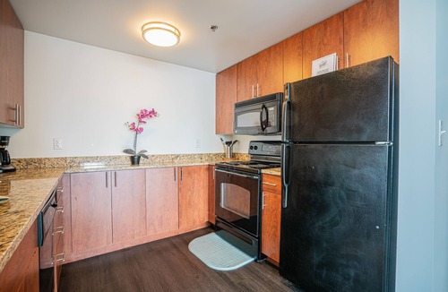 Downtown West Apartment | 2 Bedroom Fully Furnished APT over Camden Yards by RedAwning