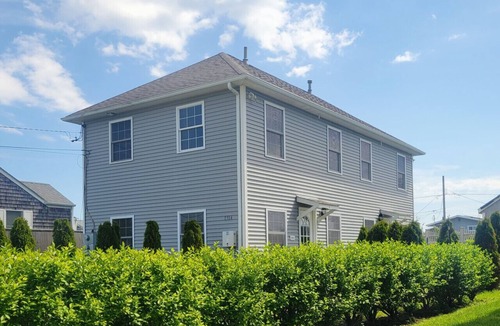 Point Judith House | 2 BR beach condo, 1 block from shore!