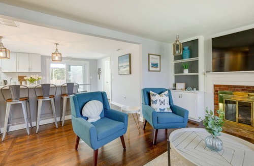 Hyannis House | 2 Mi to Craigville Beach: Hyannis Home w/Deck
