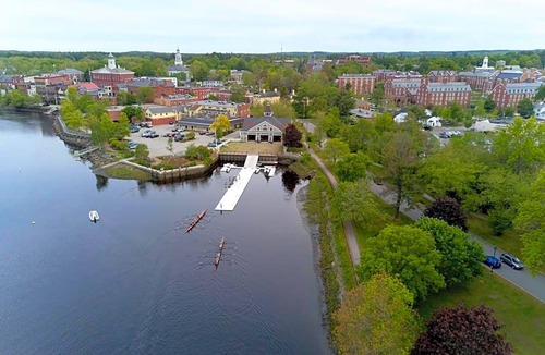 Exeter Hotel | 2-Star Hotel ∙ Hampton Inn & Suites Exeter