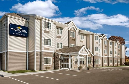 Binghamton Hotel | 2-Star Hotel ∙ Microtel Inn & Suites by Wyndham Binghamton