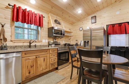 Big Cove Tannery Cabin | 2 WATERFRONT CABINS 2 HOT TUBS 2 FIRE RINGS BEACH FISH HIKE KAYAKS TUBES GRILLS