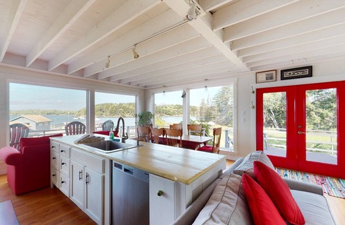 Tenants Harbor Cottage | 201 m² Cabin ∙ 5 bedrooms ∙ 8 guests