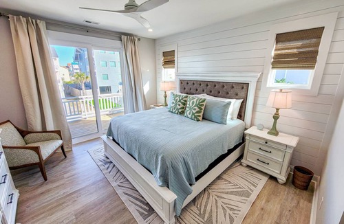 Surf City House | 204 m² House ∙ 4 bedrooms ∙ 9 guests
