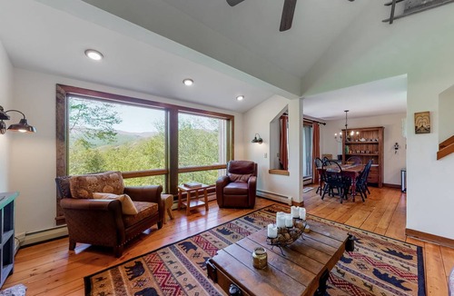 Plymouth House | 204 m² House ∙ 4 bedrooms ∙ 8 guests