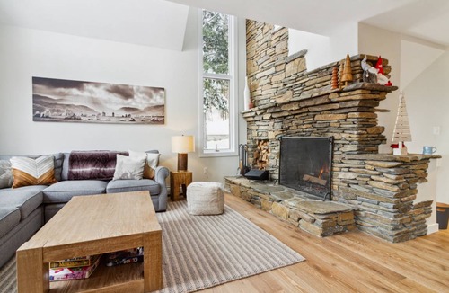 Ludlow House | 210 m² House ∙ 3 bedrooms ∙ 8 guests