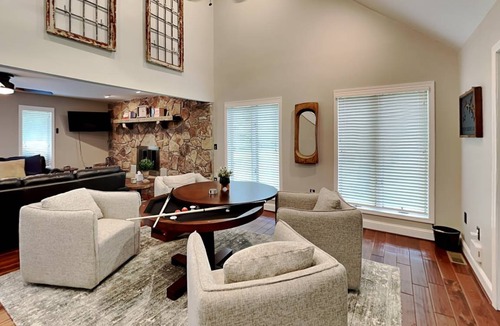 Blakeslee House | 227 m² House ∙ 4 bedrooms ∙ 12 guests