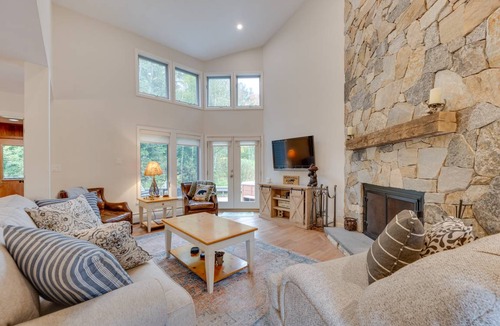 East Burke Apartment | 232 m² Apartment ∙ 5 bedrooms ∙ 12 guests