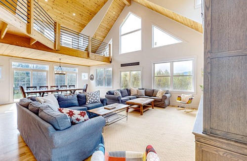 Whitefield House | 232 m² House ∙ 4 bedrooms ∙ 15 guests