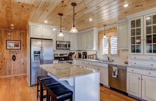 Whitefield House | 232 m² House ∙ 4 bedrooms ∙ 14 guests