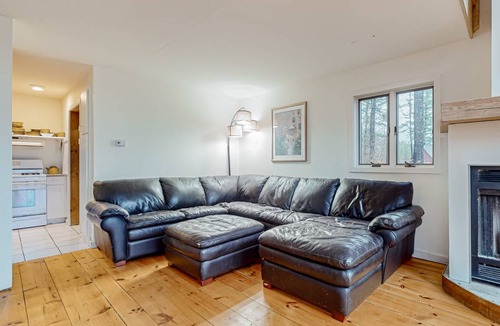Castleton House | 232 m² House ∙ 5 bedrooms ∙ 8 guests