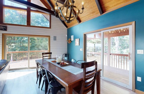 Accident House | 234 m² House ∙ 5 bedrooms ∙ 16 guests