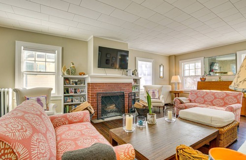 Poughkeepsie House | 236 m² House ∙ 4 bedrooms ∙ 8 guests