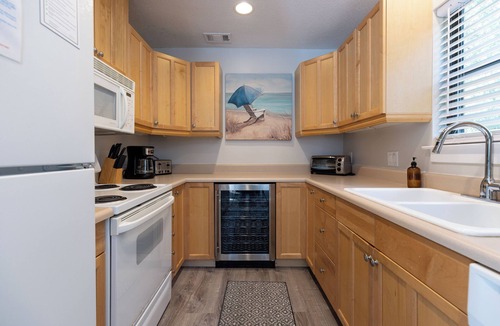 Sea Pines Villa | 2375 Lighthouse: Experience Spacious Luxury Villa, Pool Views, Free Bikes