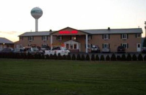 Watertown Hotel | 27 m² Motel ∙ 4 guests