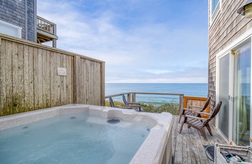 Lincoln Beach House | 276 m² House ∙ 6 bedrooms ∙ 14 guests