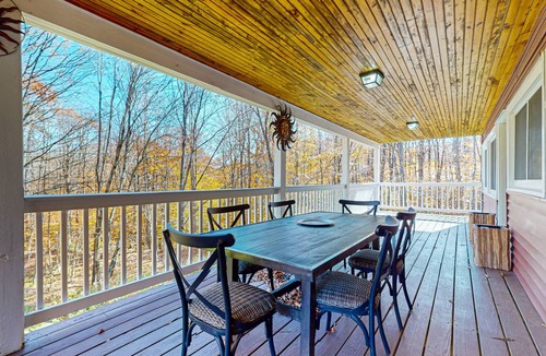 Stratton and Bromley Ski Areas House | 279 m² House ∙ 3 bedrooms ∙ 15 guests