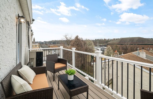 Manayunk Apartment | 2BR with Balcony, Views & Parking