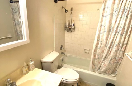 Oxford House | 2mins from Miami U, Cozy duplex home