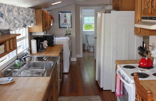 Siasconset House | 3 bedroom, 2 bathroom newly renovated in the heart of Sconset with new HVAC