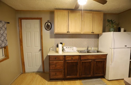 Fayetteville Apartment | 3-Bedroom apt. ideal location near new river gorge