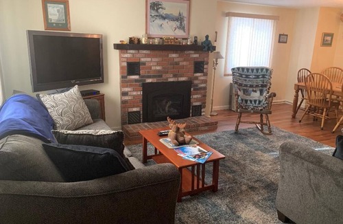 North Woodstock Condo | 3 Bedroom Mountain Retreat Minutes from Loon Mountain