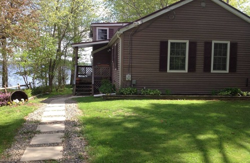 South China House | 3 Bedroom year round lakefront home on Three Mile Pond with private dock