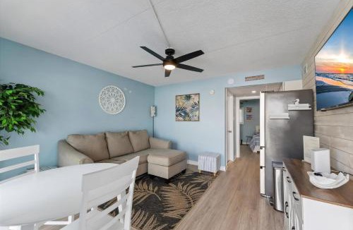 North Wildwood Apartment | 301 Ocean Ave, Unit 213 - The Harbor Light
