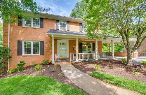 Martinsville House | 307 m² House ∙ 6 bedrooms ∙ 11 guests