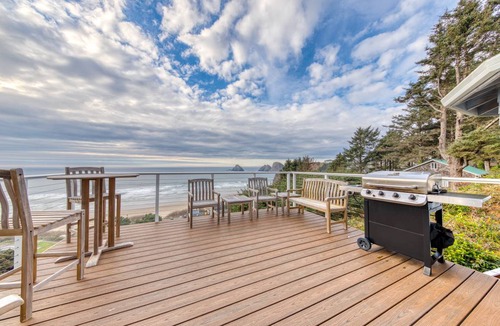 Oceanside House | 316 m² House ∙ 7 bedrooms ∙ 17 guests