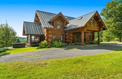 Hartland Four Corners House | 320 m² House ∙ 4 bedrooms ∙ 8 guests