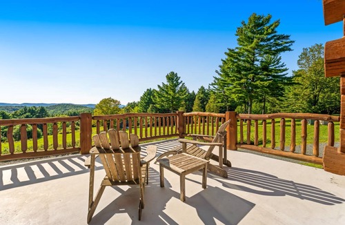 Hartland Four Corners House | 320 m² House ∙ 4 bedrooms ∙ 8 guests