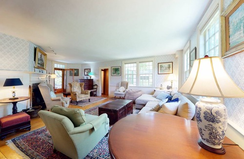 Paris House | 325 m² House ∙ 4 bedrooms ∙ 8 guests