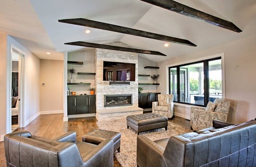 Traverse City House | 325 m² House ∙ 5 bedrooms ∙ 16 guests