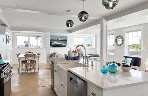 York Beach House | 345 LB Nubble View.Your Maine Exquisite Experience