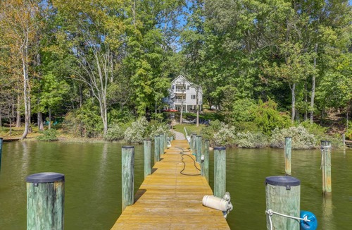 Lusby House | 345 m² House ∙ 4 bedrooms ∙ 8 guests