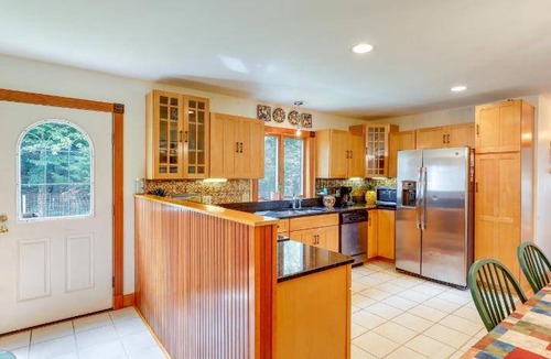 Plainfield House | 362 m² House ∙ 5 bedrooms ∙ 9 guests