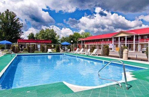 Fayetteville Hotel | 39 m² Hotel ∙ 127 guests