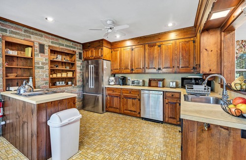 Moultonborough House | 4 Bedroom Waterfront Home With Beatutiful Lake and Mountain Views