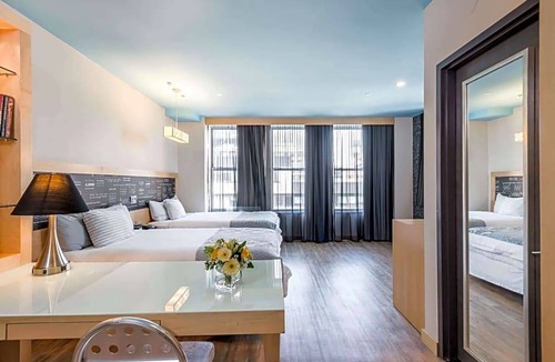 Garment District Hotel | 4-Star Hotel ∙ TRYP by Wyndham New York City Times Square - Midtown