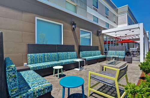 Williston North Hotel | 46 m² Hotel ∙ 127 guests
