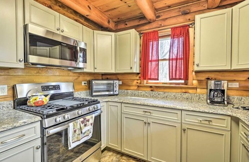 Pleasant Mount Cabin | 4BR Log Cabin Spring Midweek Autumn Midweek - 35% OFF Promo!