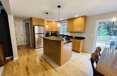 Mount Holly House | 4Miles to JG/Okemo, Spacious, Stylish & Comfy Home