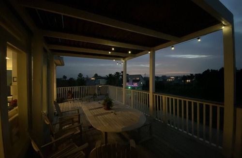 Pirates Beach House | 5 BEDROOMS, 41/2 BATHS, PIRATES BEACH. GOLF CART INCLUDED!