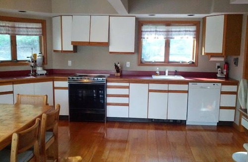 Hadley House | 5 Br 2.5 Ba Lakeside Home On Great Sacandaga Lake 50' Beach, Large Dock and Deck