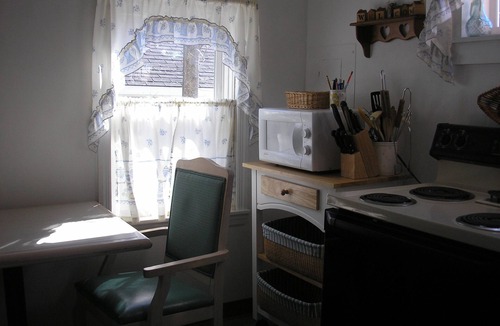 Ocean Park House | 5 HOUSES AWAY FROM BEACH - DISCOUNTED FOR 08/16-08/23,08/23-08/30 AND SEPTEMBER