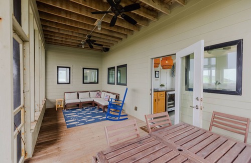 Matagorda House | 512 Beach House - Ocean Views from Every Room in this Modern BEACHFRONT Home