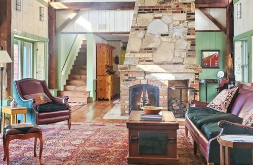 Brandon House | 513 m² House ∙ 5 bedrooms ∙ 10 guests