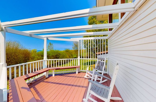 Charlotte House | 515 m² House ∙ 5 bedrooms ∙ 14 guests